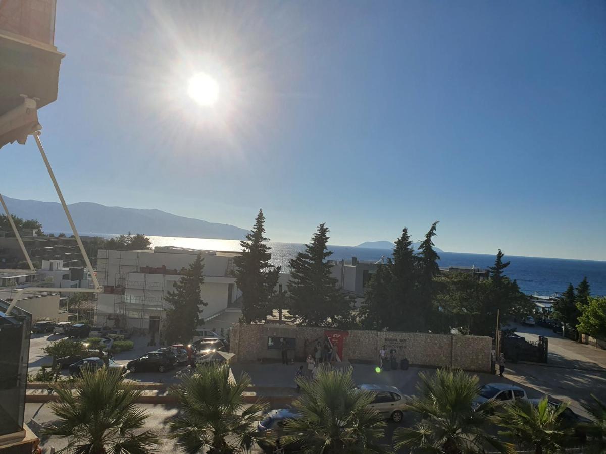 Darla Sea View Apartment Vlorë Exteriör bild