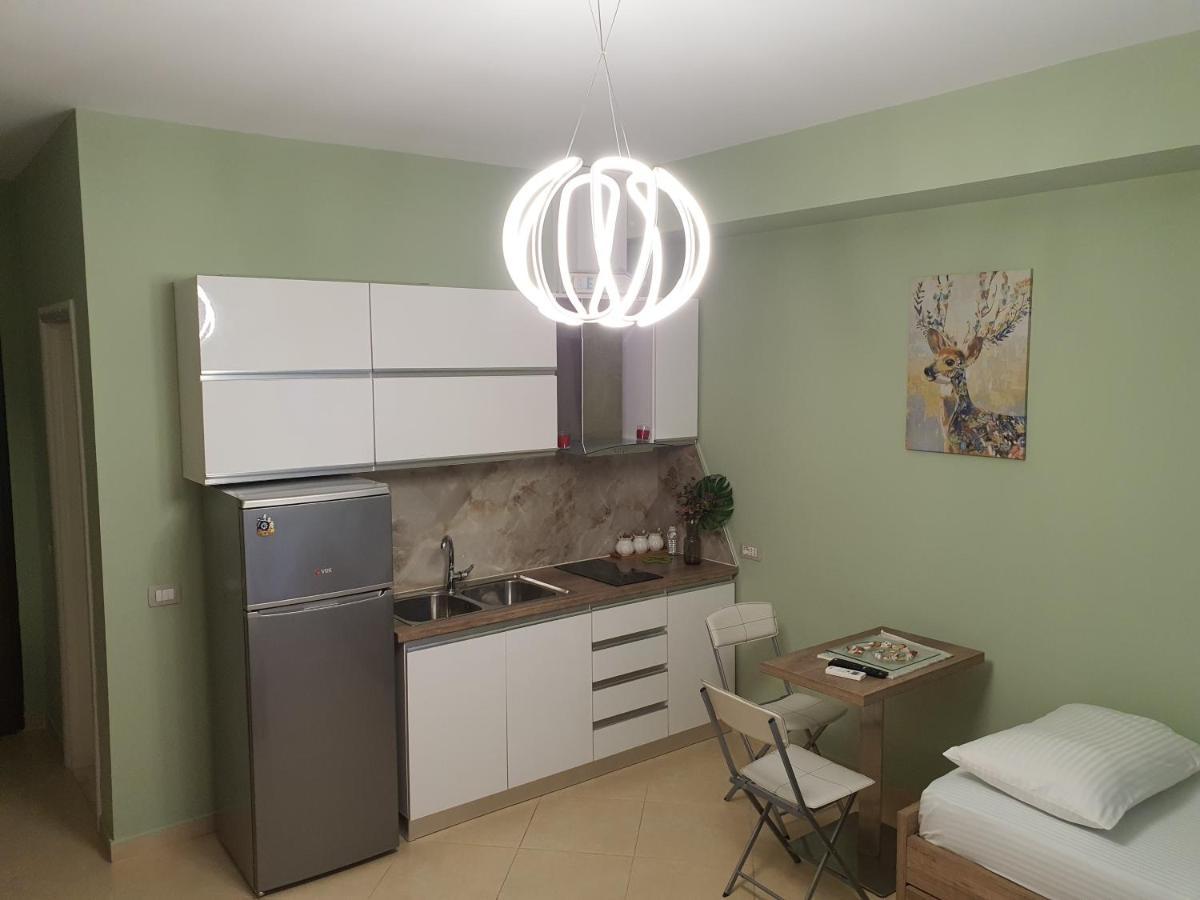 Darla Sea View Apartment Vlorë Exteriör bild