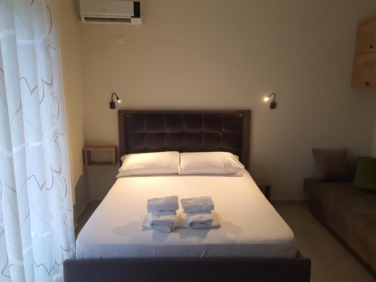 Darla Sea View Apartment Vlorë Exteriör bild